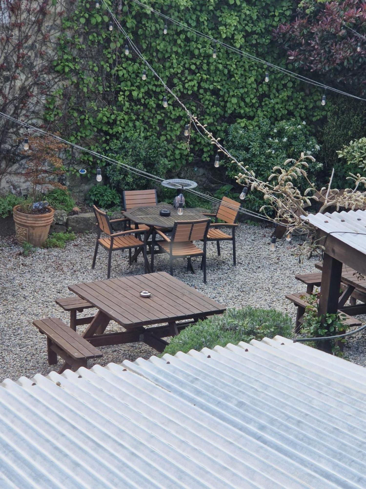 林奥贝尔住宿加早餐旅馆 查格福德 外观 照片